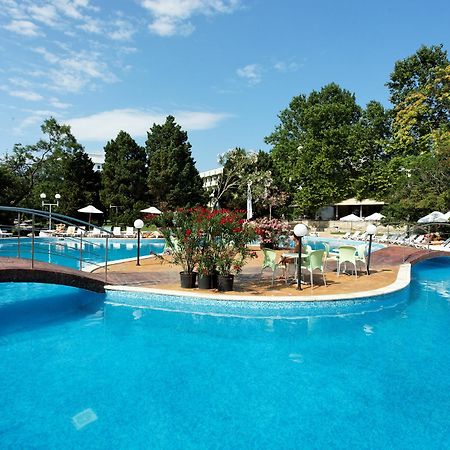 Hotel Lebed Varna Exterior foto