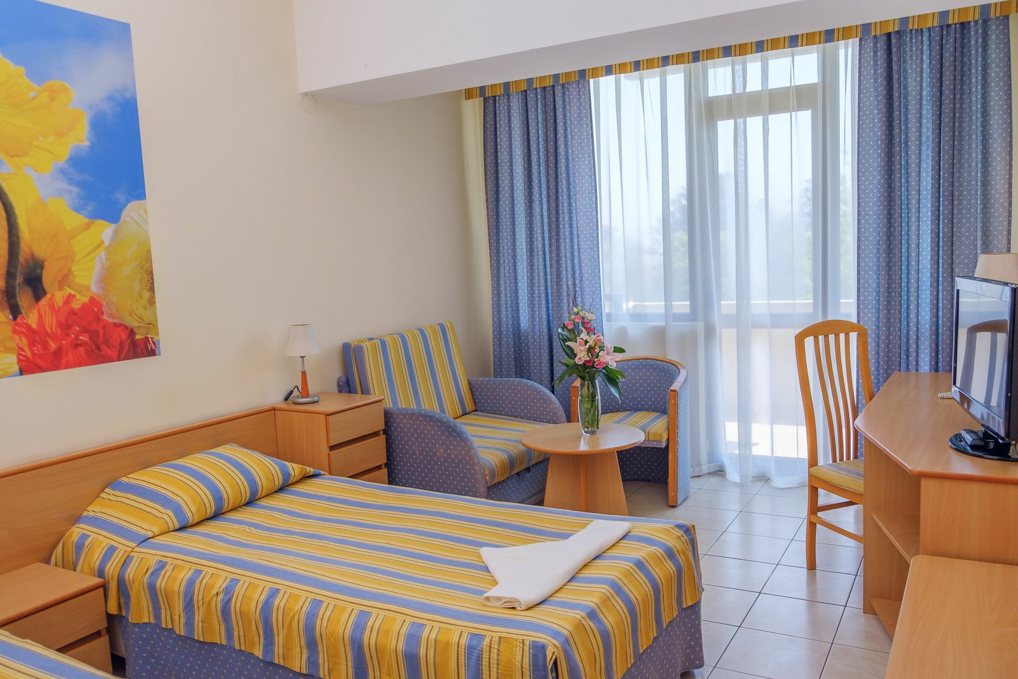 Hotel Lebed Varna Exterior foto